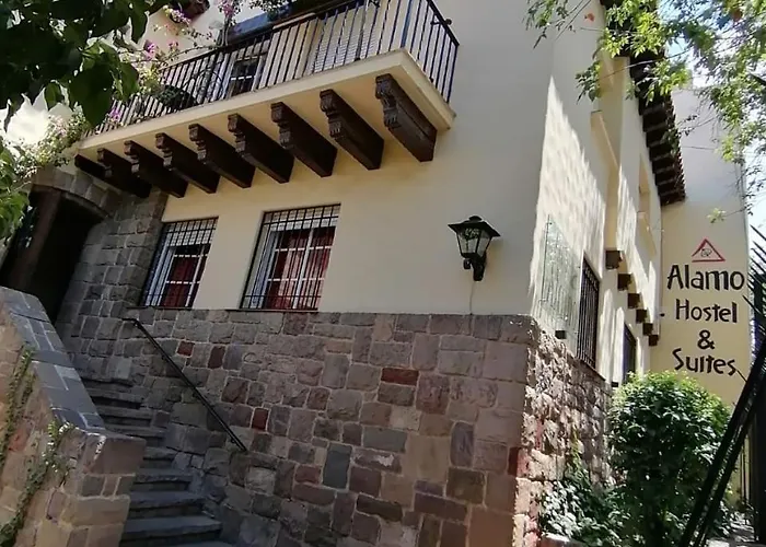 Alamo Hostel&Suites Mendoza